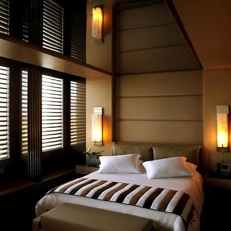 キー ホテル イズミル